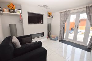 Lounge- click for photo gallery
